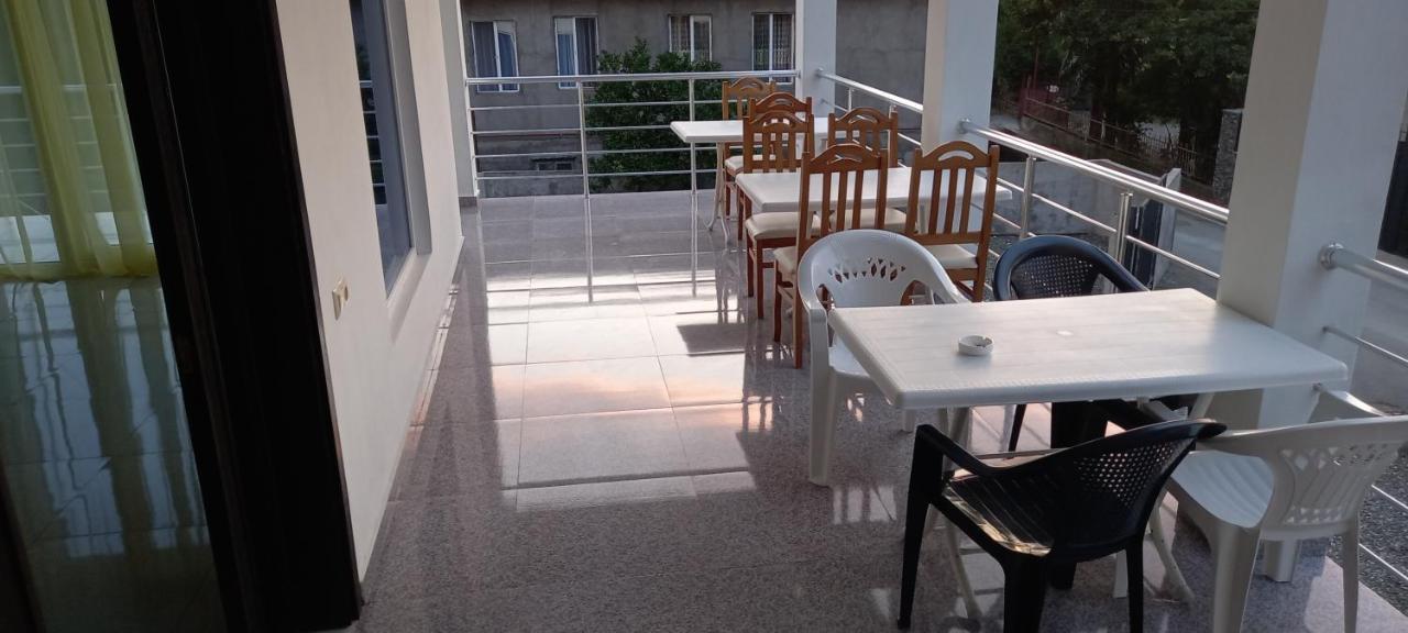 Guest House Marineza Gonio Exterior photo