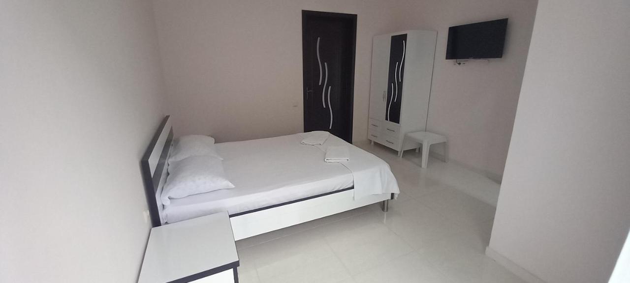 Guest House Marineza Gonio Exterior photo